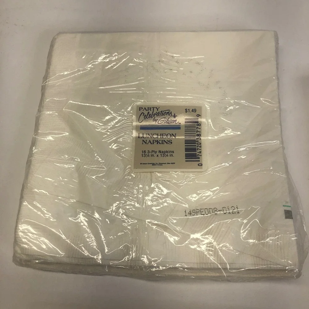 Vintage NEW Mickey's Diner Napkins & Tablecloth Set Walt‎ Disney Productions